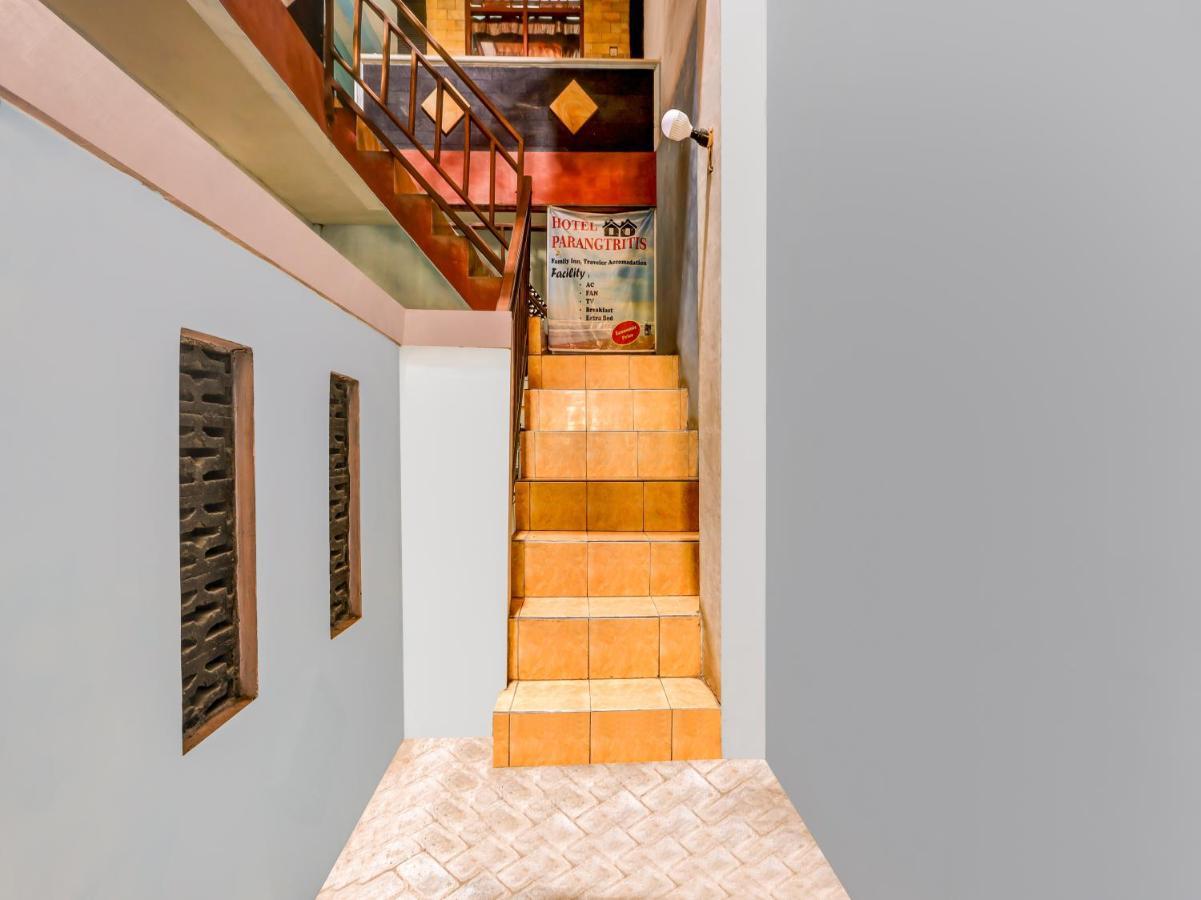 Oyo 90051 Guest House פראנגטריטיס מראה חיצוני תמונה