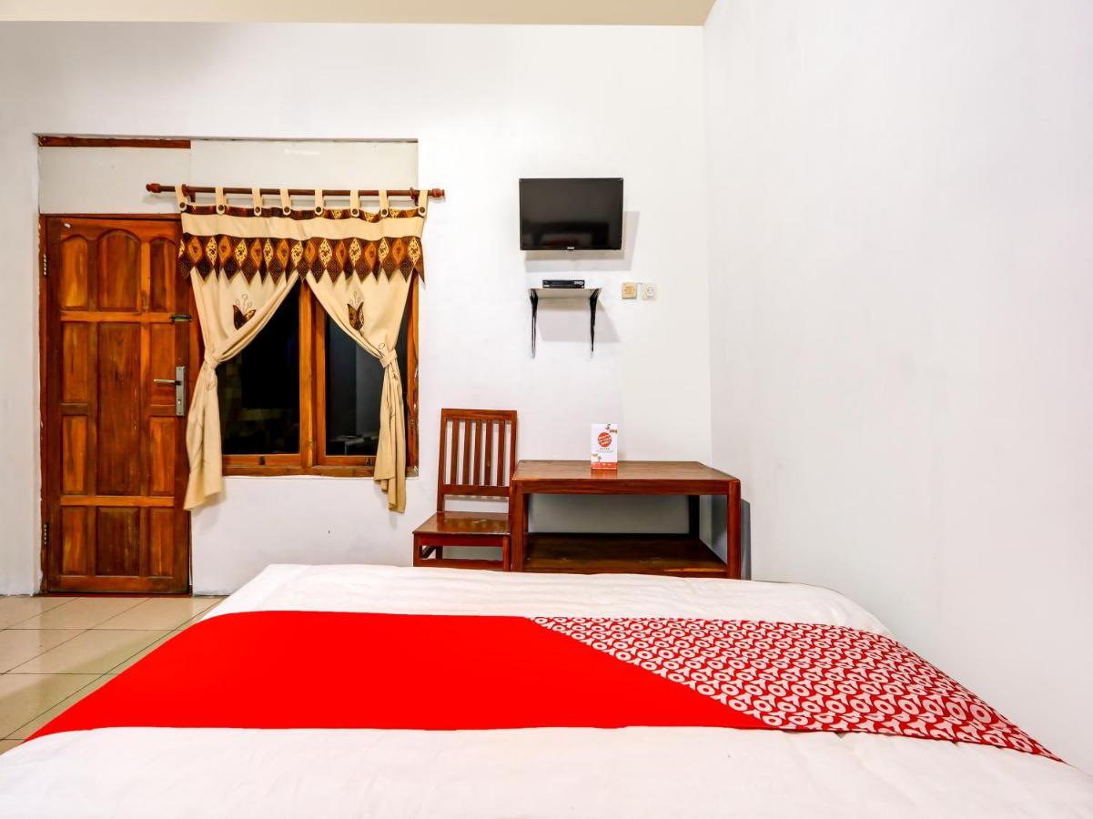 Oyo 90051 Guest House פראנגטריטיס מראה חיצוני תמונה