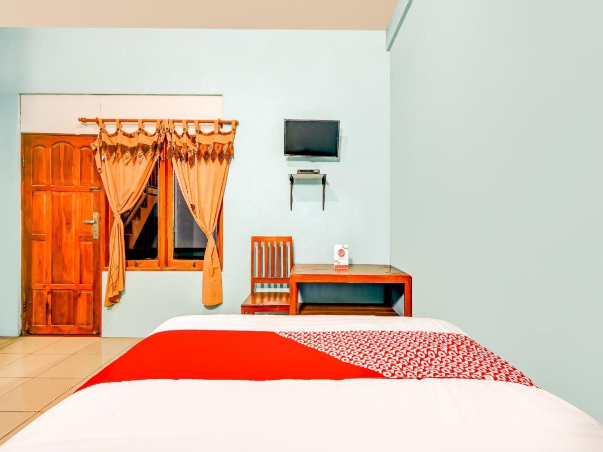 Oyo 90051 Guest House פראנגטריטיס מראה חיצוני תמונה