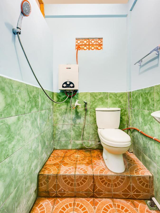 Oyo 90051 Guest House פראנגטריטיס מראה חיצוני תמונה
