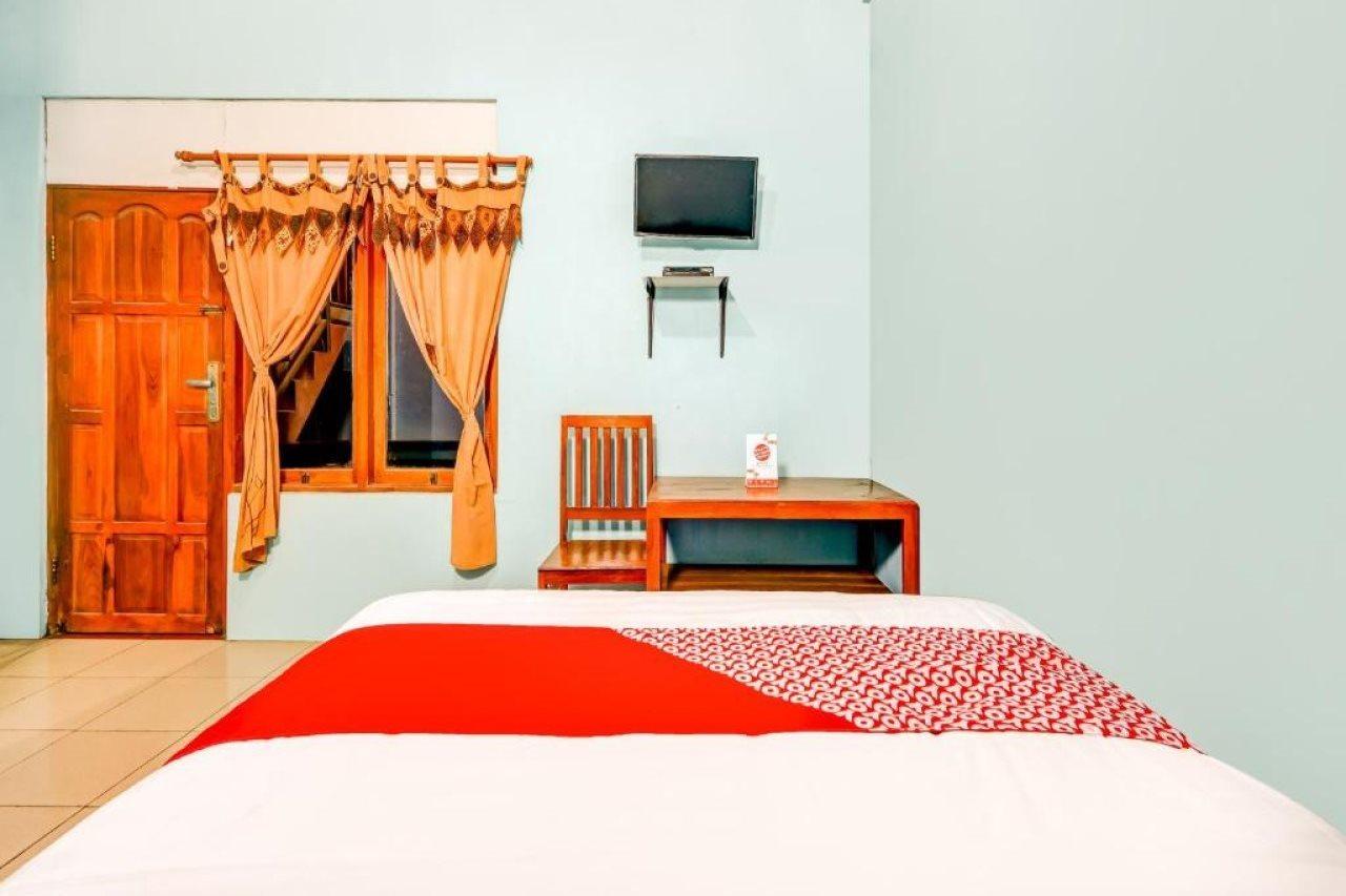 Oyo 90051 Guest House פראנגטריטיס מראה חיצוני תמונה